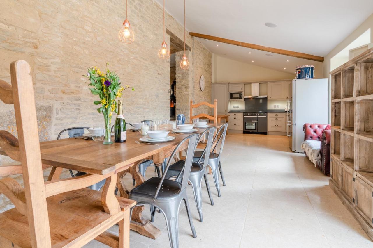 Вилла Middle Barn Dyrham Экстерьер фото