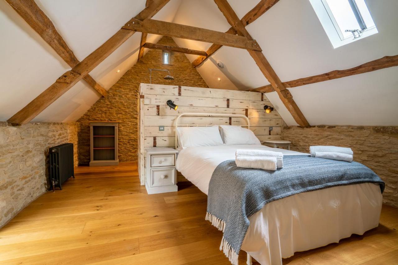 Вилла Middle Barn Dyrham Экстерьер фото